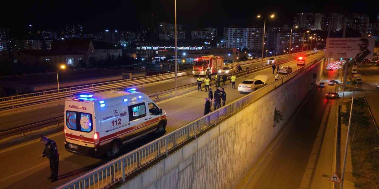 Kırıkkale’de iki otomobil çarpıştı: 2 yaralı