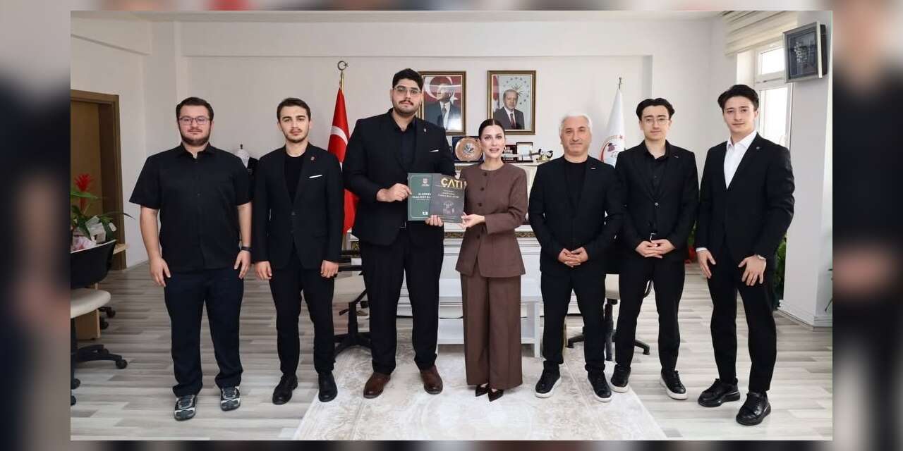Bahşılı’da dikkat çeken buluşma! Kazanasmaz’ı ziyaret etti