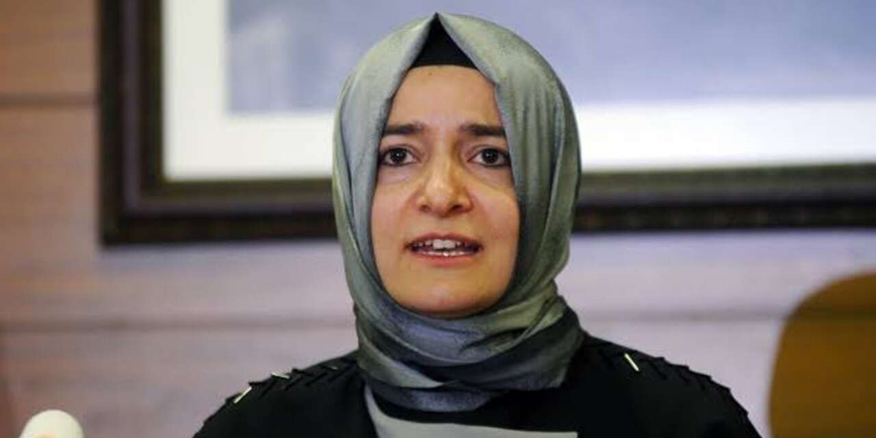 AK Parti Genel Başkan Yardımcısı Fatma Betül Sayan Kaya, görevlerinden affını istedi