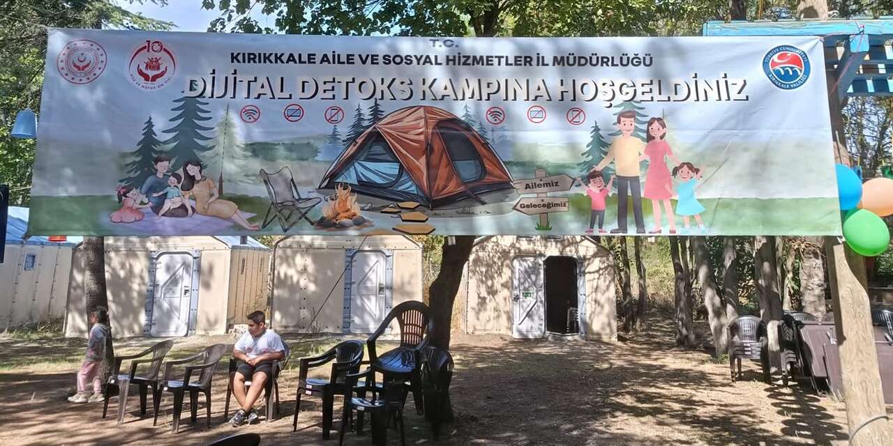 Kırıkkale’de aileler telefonları bir kenara bıraktı! Dijital detoks için buluştular