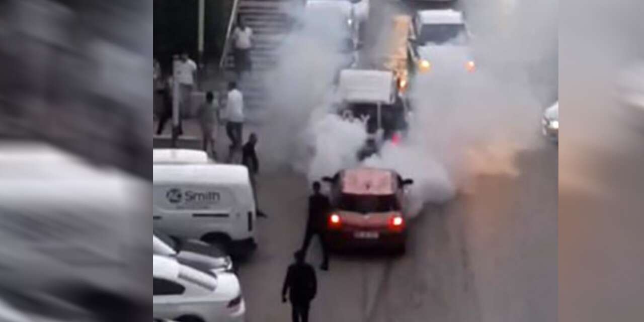 Trafiği tehlikeye atarak lastik yakan sürücüye ceza