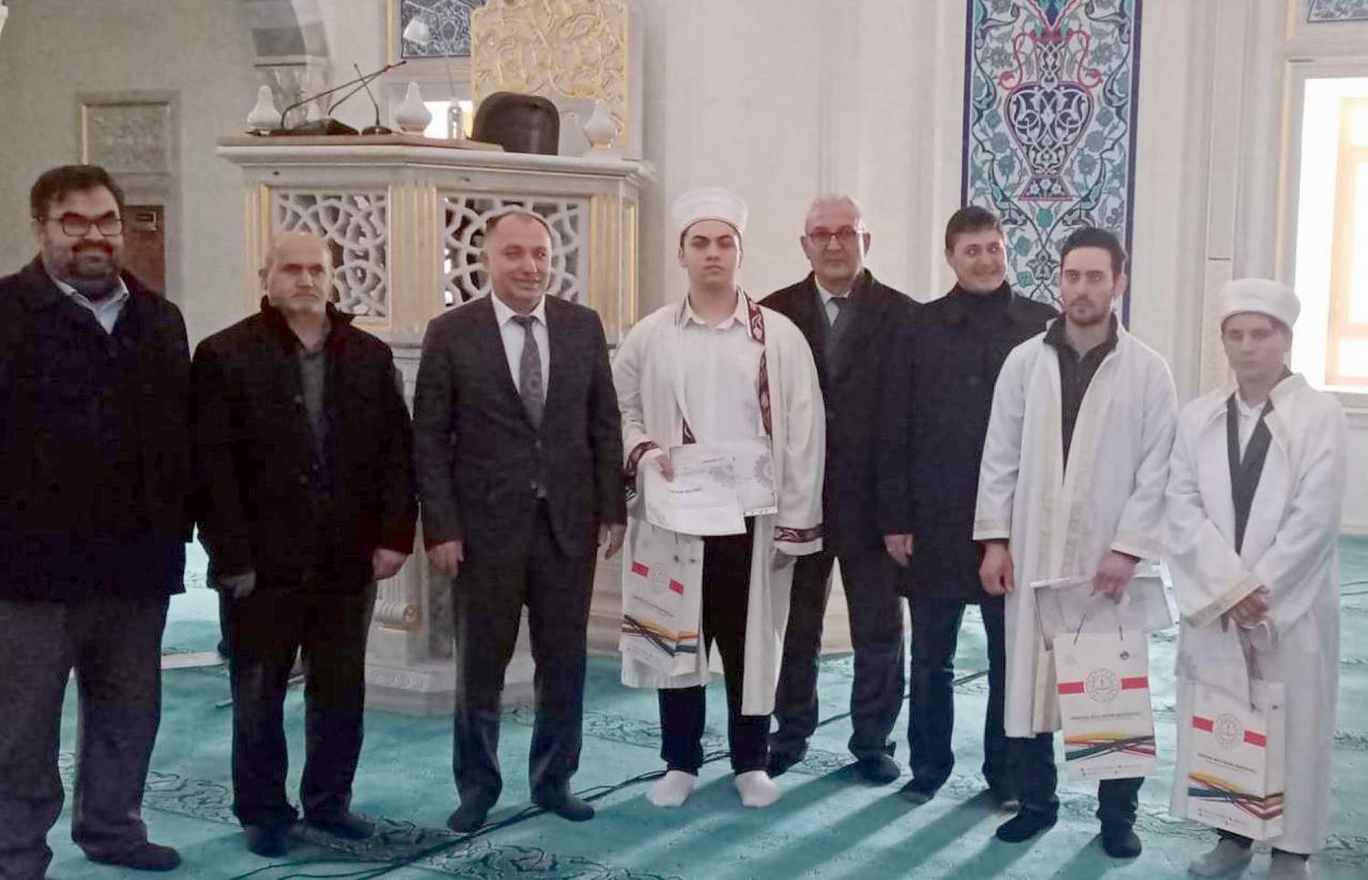 İMAM HATİPLİLER KULAKLARIN PASINI SİLDİ