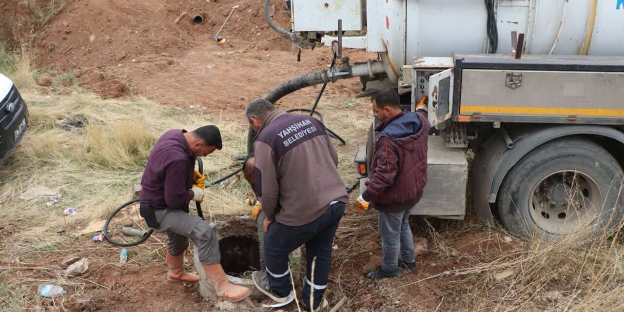 Yahşihan’da altyapı hamlesi: Kanalizasyon hattında çalışmalar hız kesmiyor