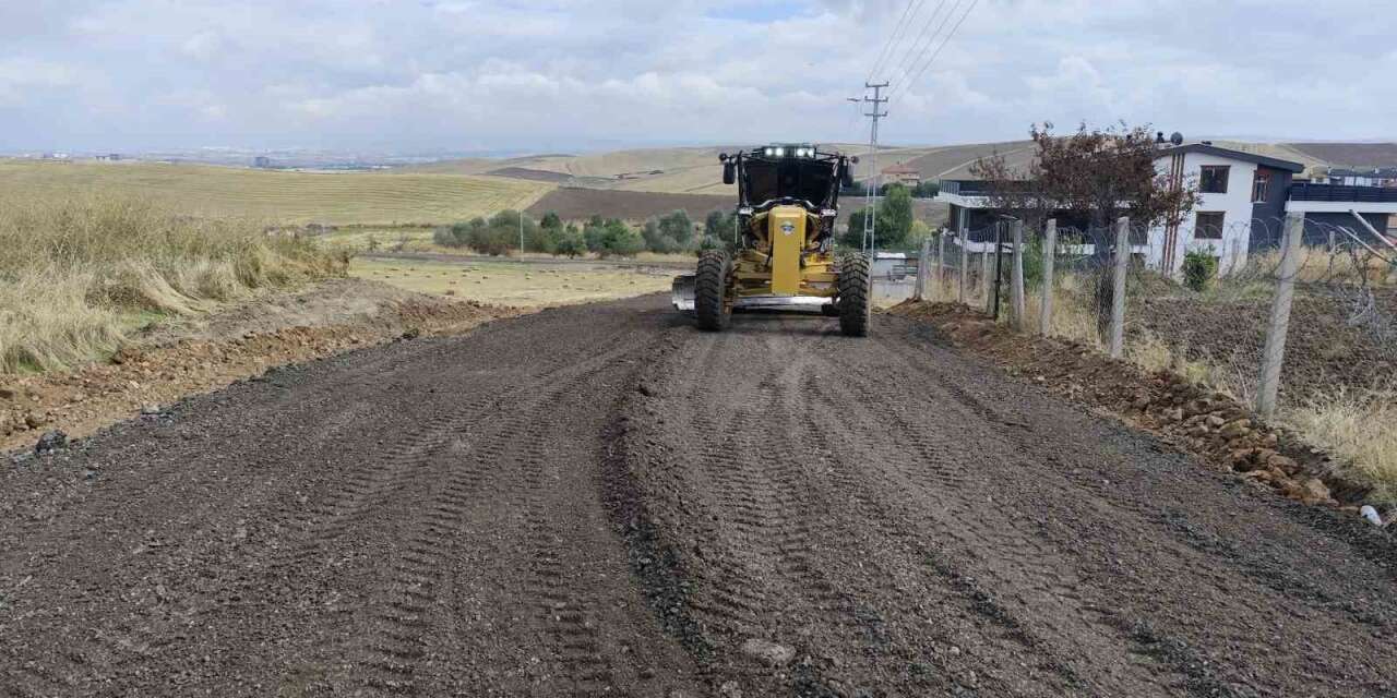 Pursaklar’da yeni imar yollarıyla ulaşım ağı genişliyor