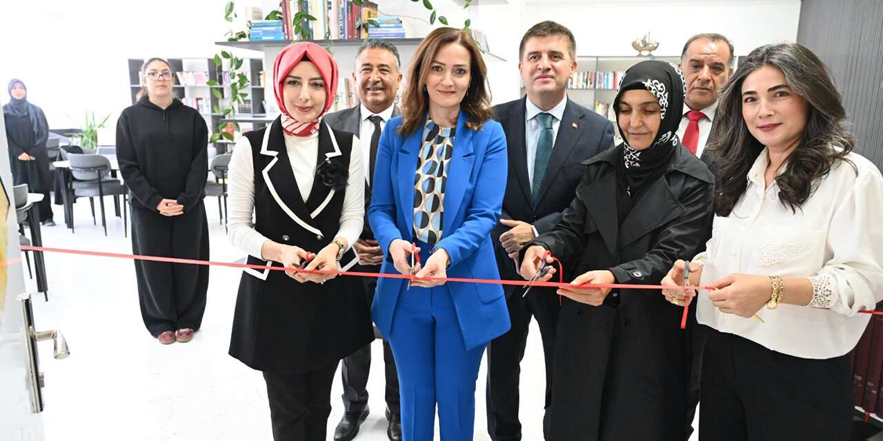 Kırıkkale’de öğrencilerin beklediği kapı açıldı! İçerisi kitaplarla dolu