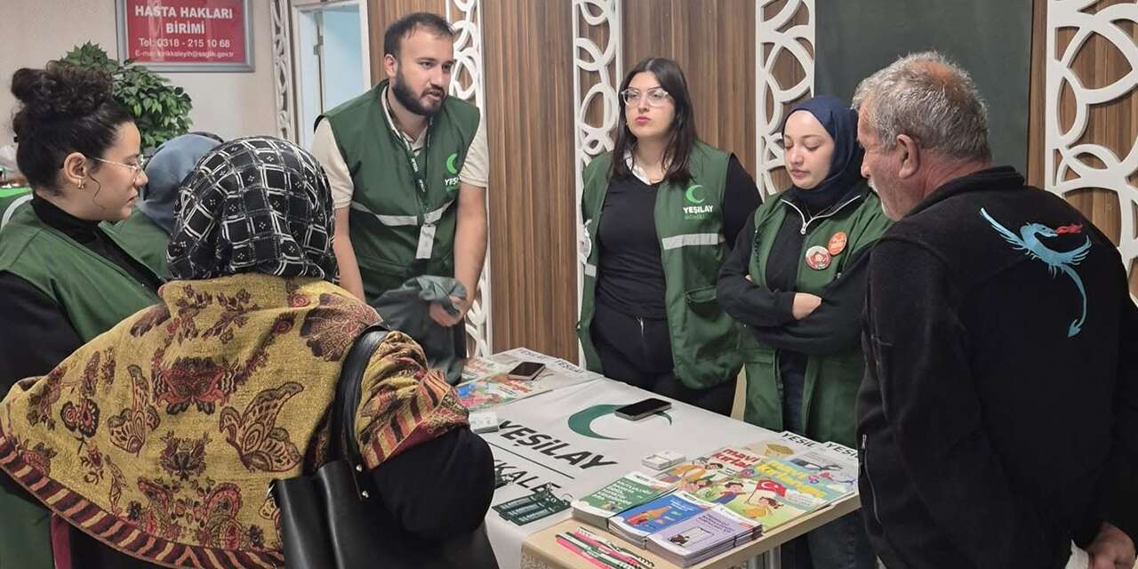 Hastanede dikkat çeken çalışma: Vatandaşlara tek tek anlatıldı