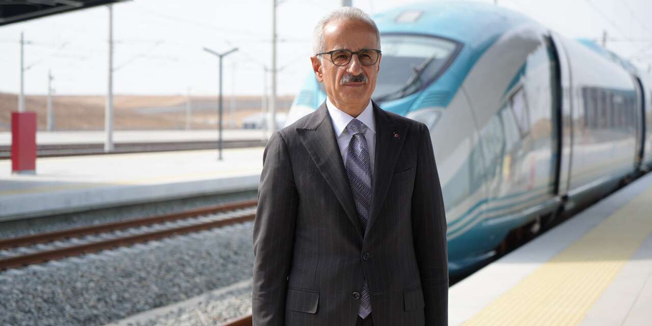 Uraloğlu: "Kırıkkale-Çorum hızlı tren hattı çalışmaları devam ediyor”