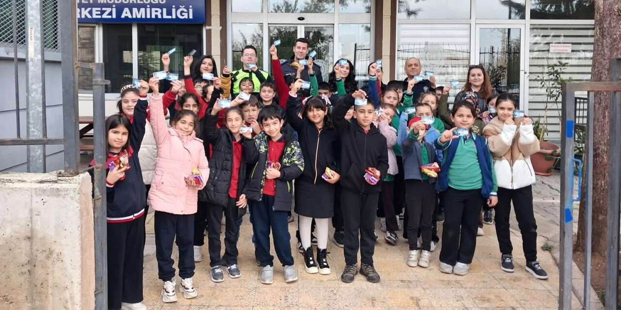 Bahşılı’da polisliği yakından tanıdılar: Öğrencilere öğretici ziyaret