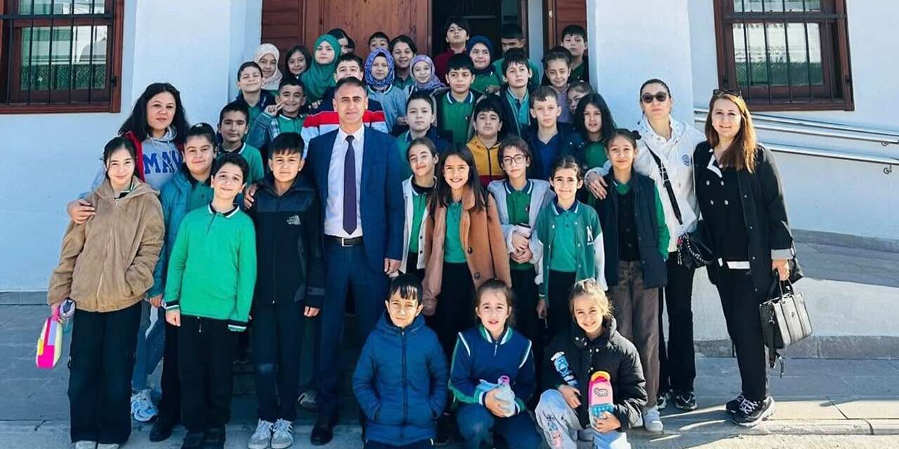 Bahşılı’da öğrenciler için keşif günü: Atölyeleri tanıdılar, külliyeyi gezdiler