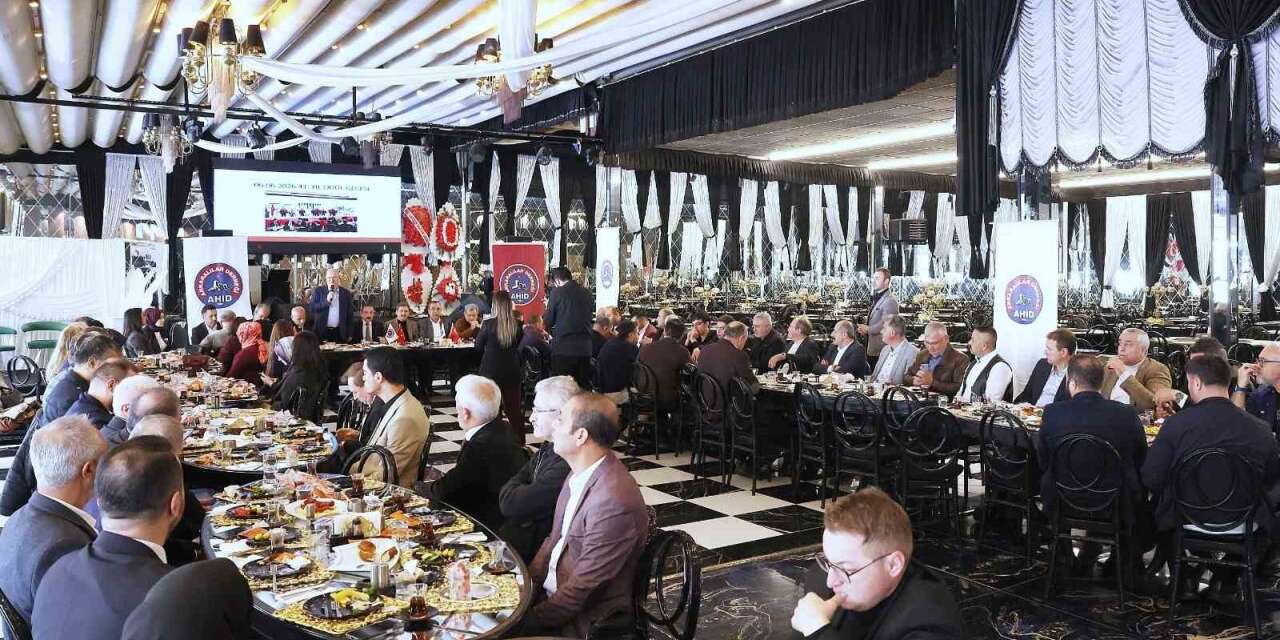 AHİD yönetimi toplantıda buluştu