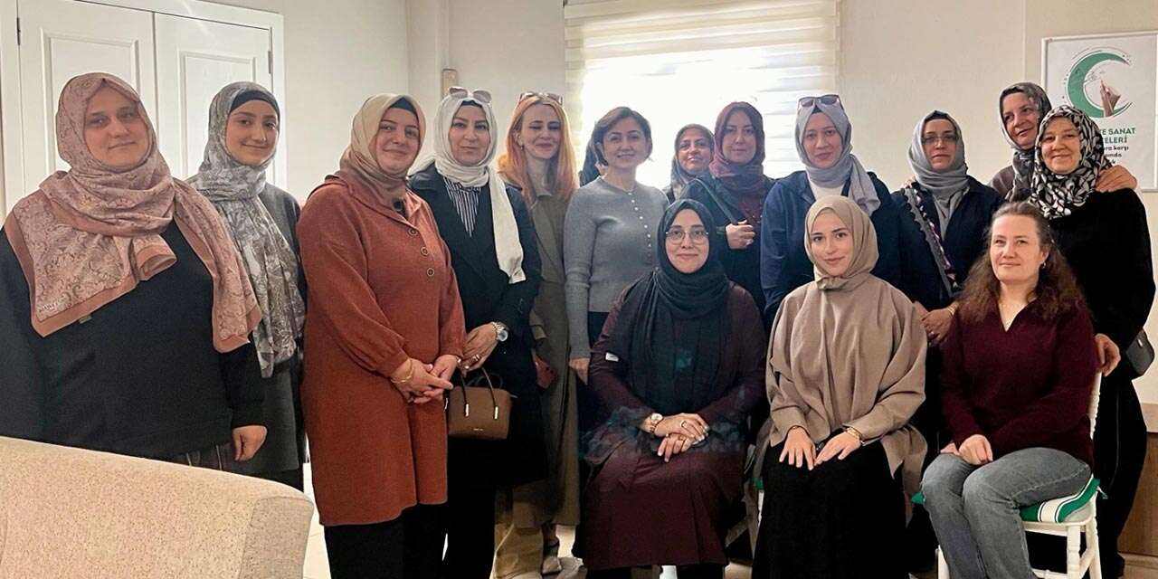 Yeşilay’da aile içi iletişim atölyesi: İlk adım kendini tanımak
