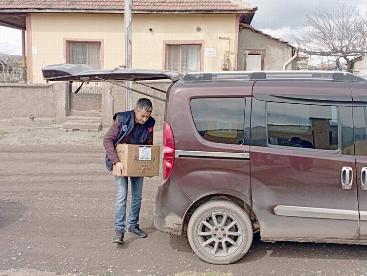 GIDA YARDIMI DEVAM EDİYOR
