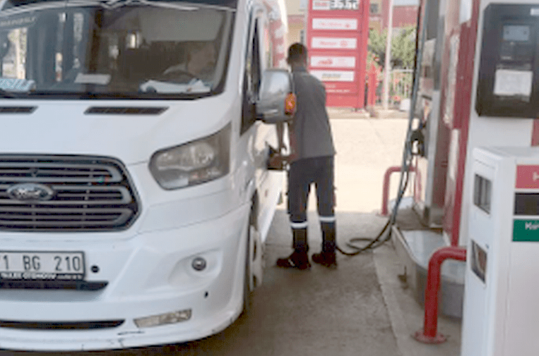 Bahşılı’da Minibüslere Mazot Desteği Sürüyor