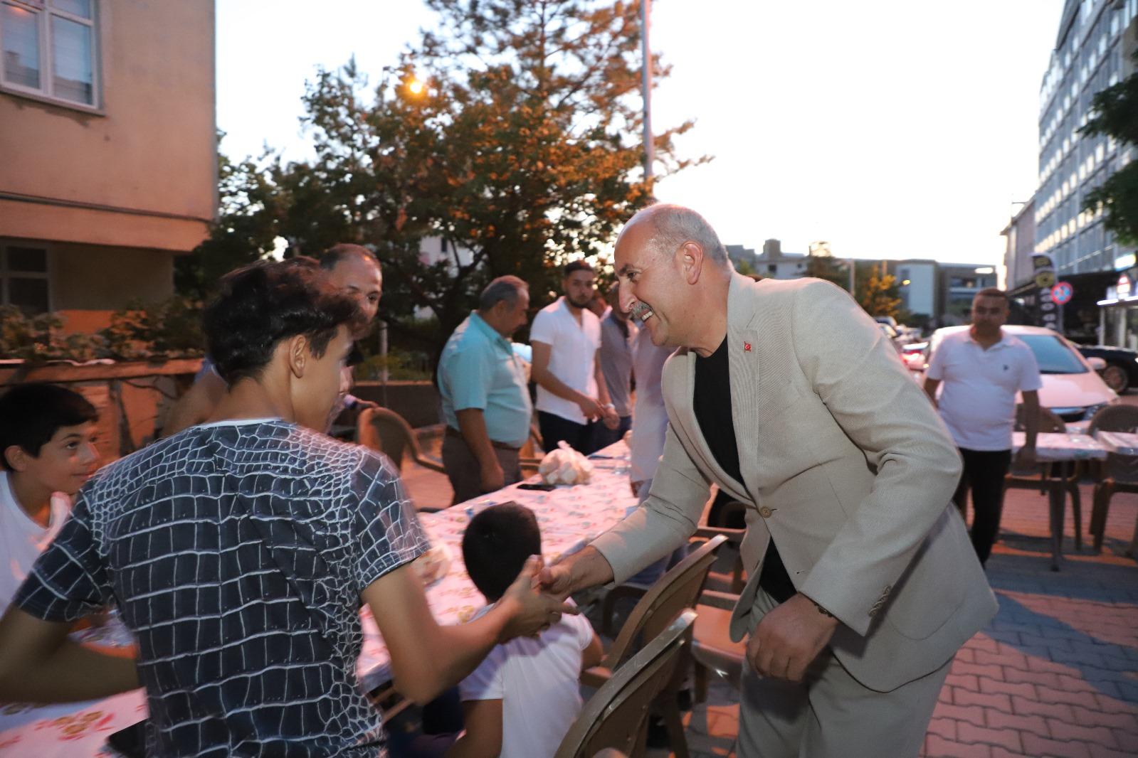 Çetin Ailesinden Türkyılmaz’a Destek Yemeği