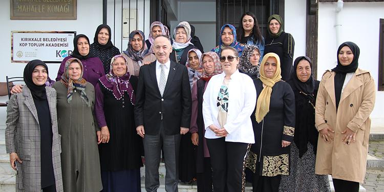 Mahalle konaklarında 3 bin 500 kadın eğitim aldı