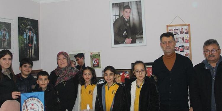Kırıkkale'de şehit annesini duygulandıran ziyaret