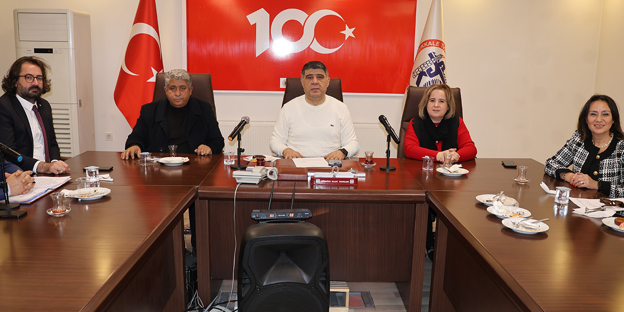 TSO meclisinden şehitler için saygı duruşu