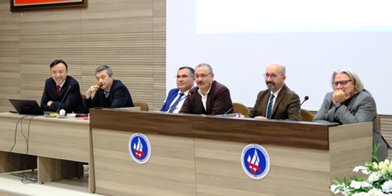 Eğitim Fakültesinde Akademik kurul toplandı