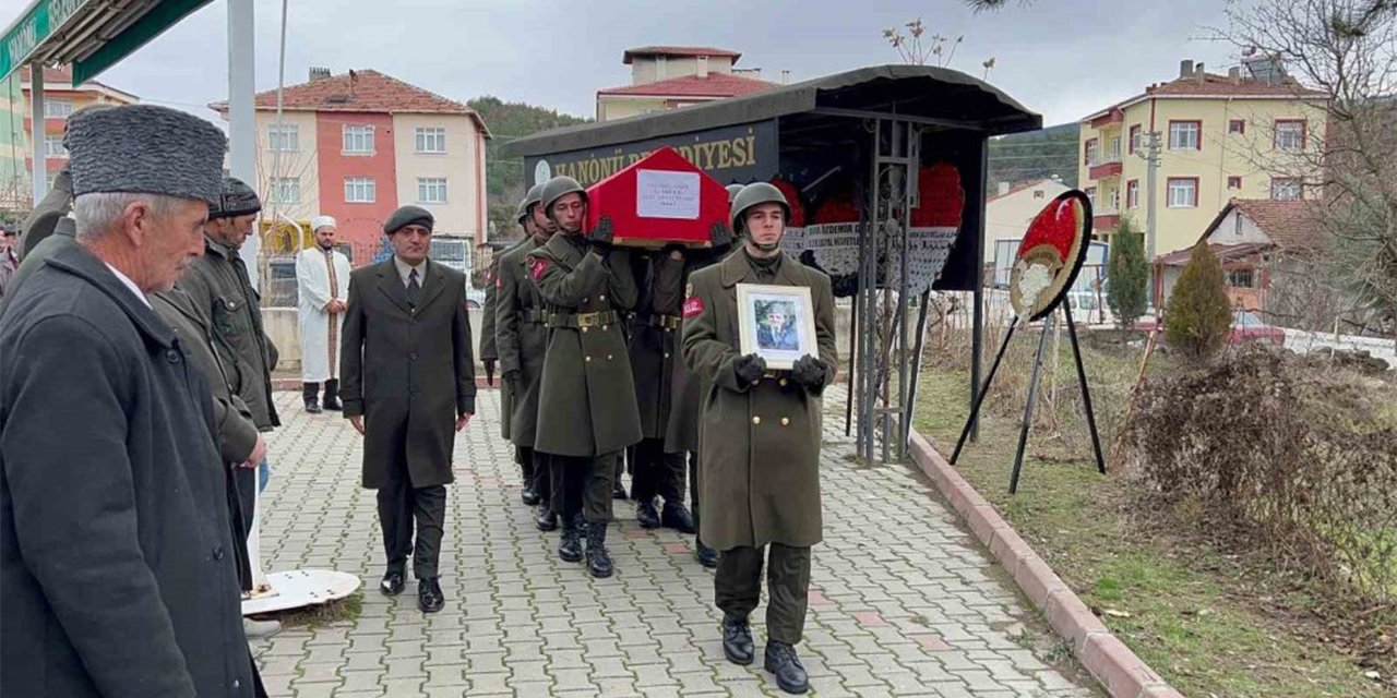 Kıbrıs gazisi son yolculuğuna uğurlandı