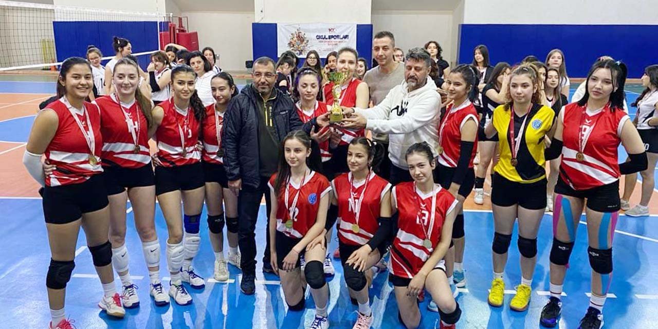 Kırıkkaleli filenin sultanları şampiyon