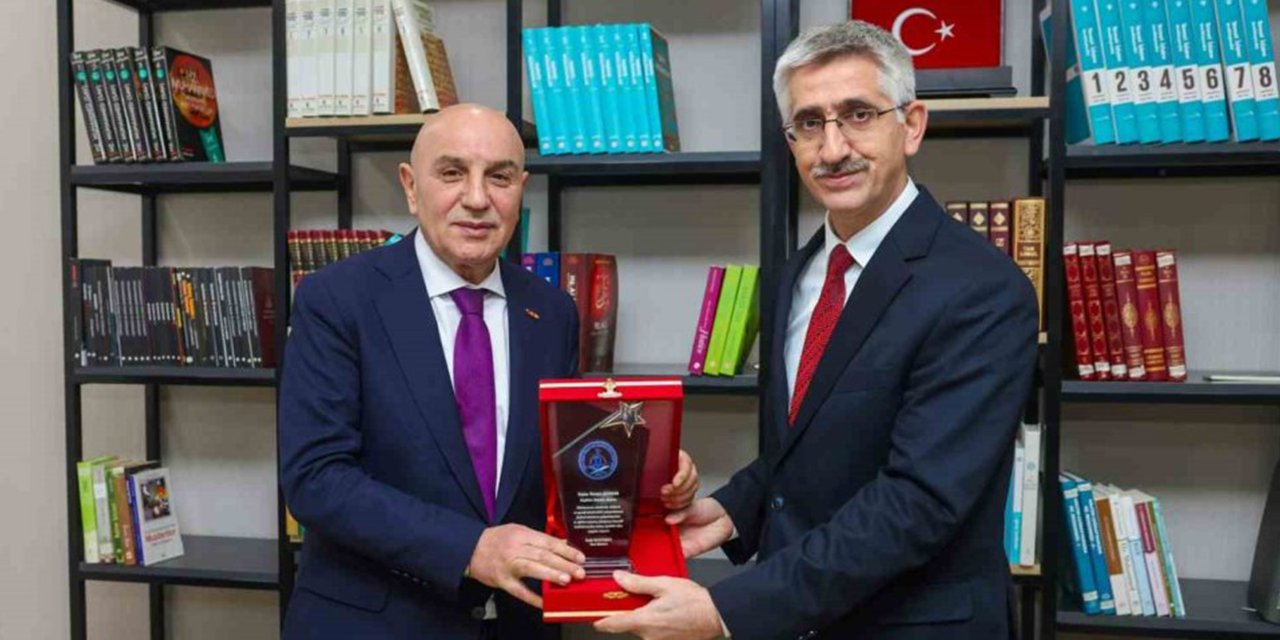 Keçiören’de Şule Yüksel Şenler Kütüphanesi hizmete açıldı