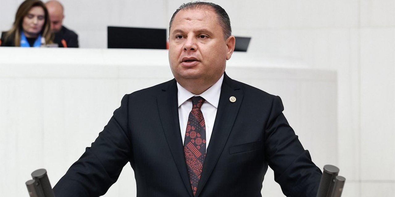 Halil Öztürk:“Türk Anayasası açıkça ihlal edilmektedir!”