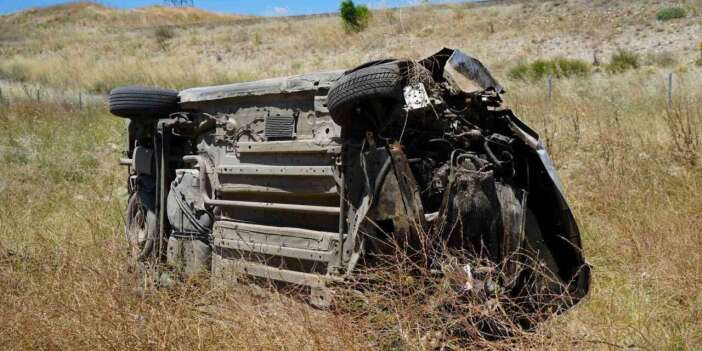 Kırıkkale'de feci kaza: Takla atan araç hurdaya döndü