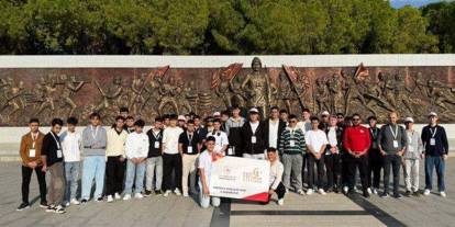 Kırıkkaleli gençler Çanakkale’de tarihi gezdi