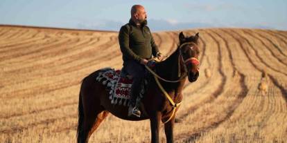 Medya dünyasından hayvancılığa: İstanbul stresini bırakıp köyde huzuru buldu