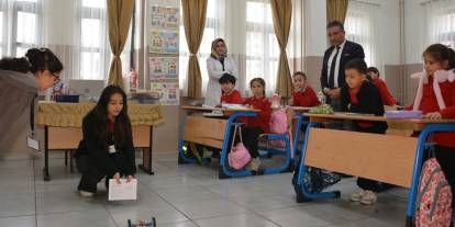 Minikler anlattı, eğitimciler dinledi