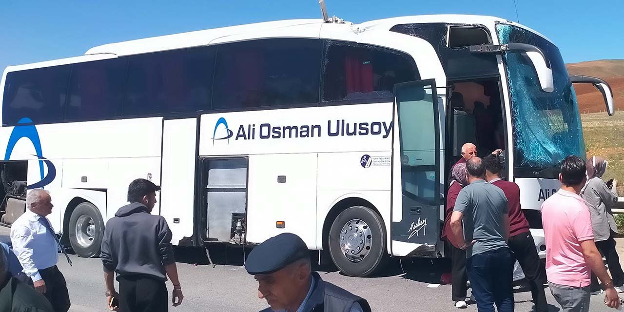 yolcu-otobusu-eds-diregini-devirip-karsi-seride-gecti1.jpg