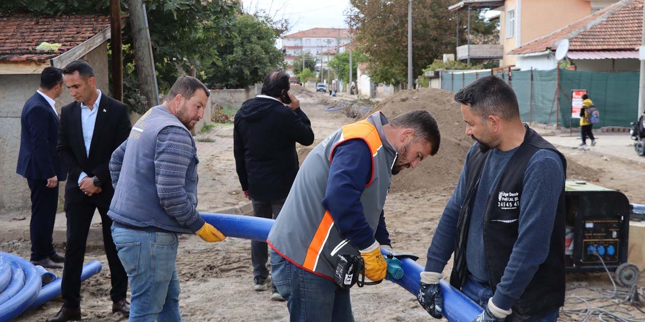 bahcelievler-mahallesine-altyapi-harekati2.jpg