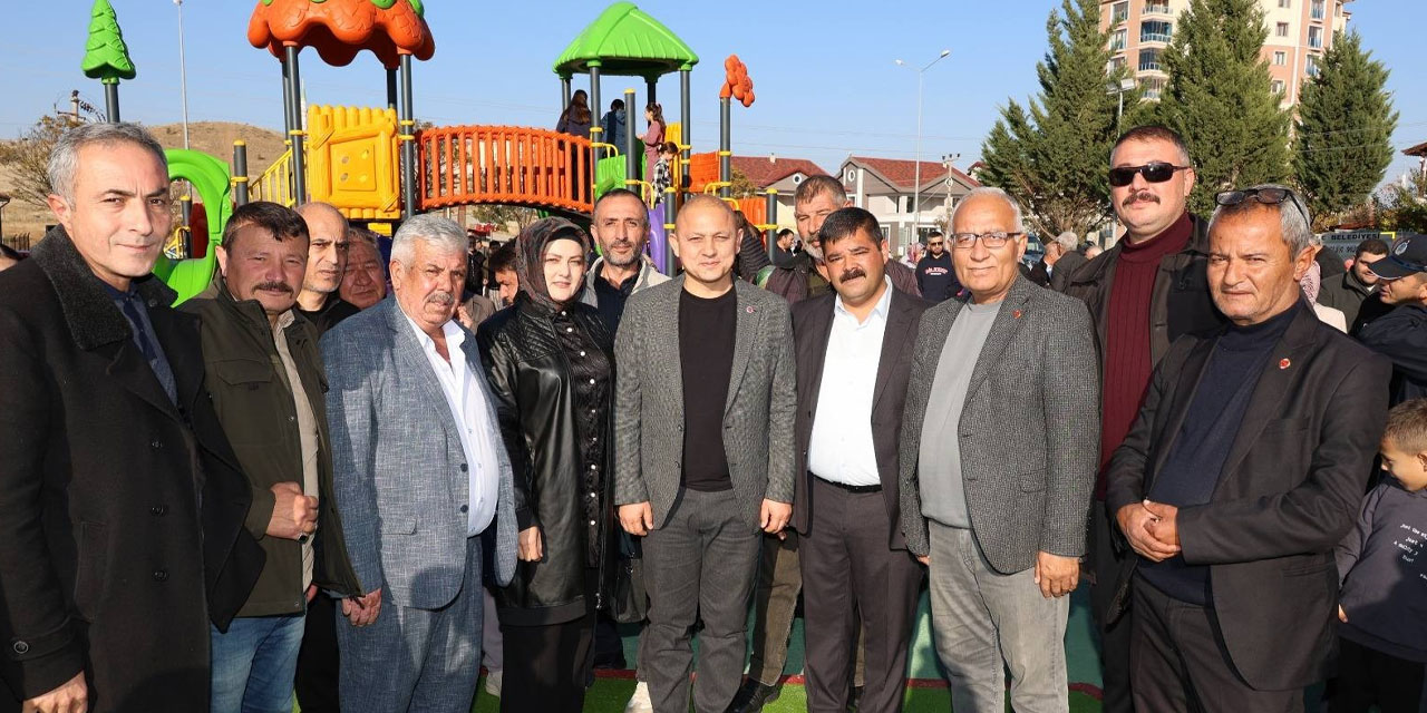 ehit-suat-yalcin-parki-acildi4.jpg