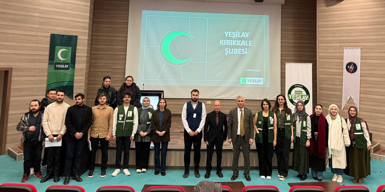 yesilay-universiteli-genclerle-bagimliliga-savas-acti-89654.jpg