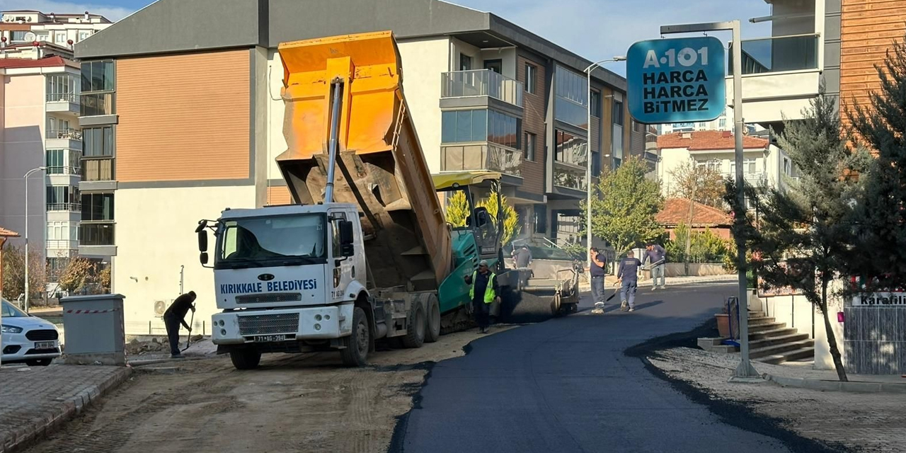 alilioz-mahallesine-sicak-asfalt-calismalari8754.jpg