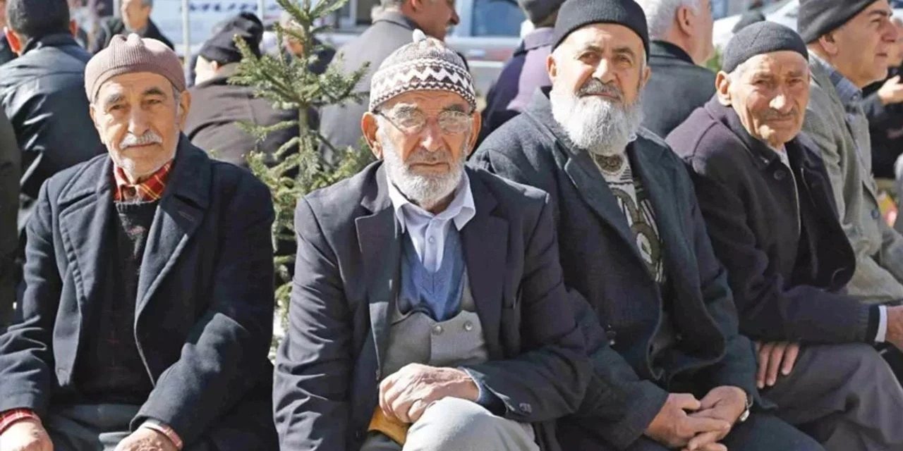 emeklinin-beklentileri-yerine-getirilsin875.jpg