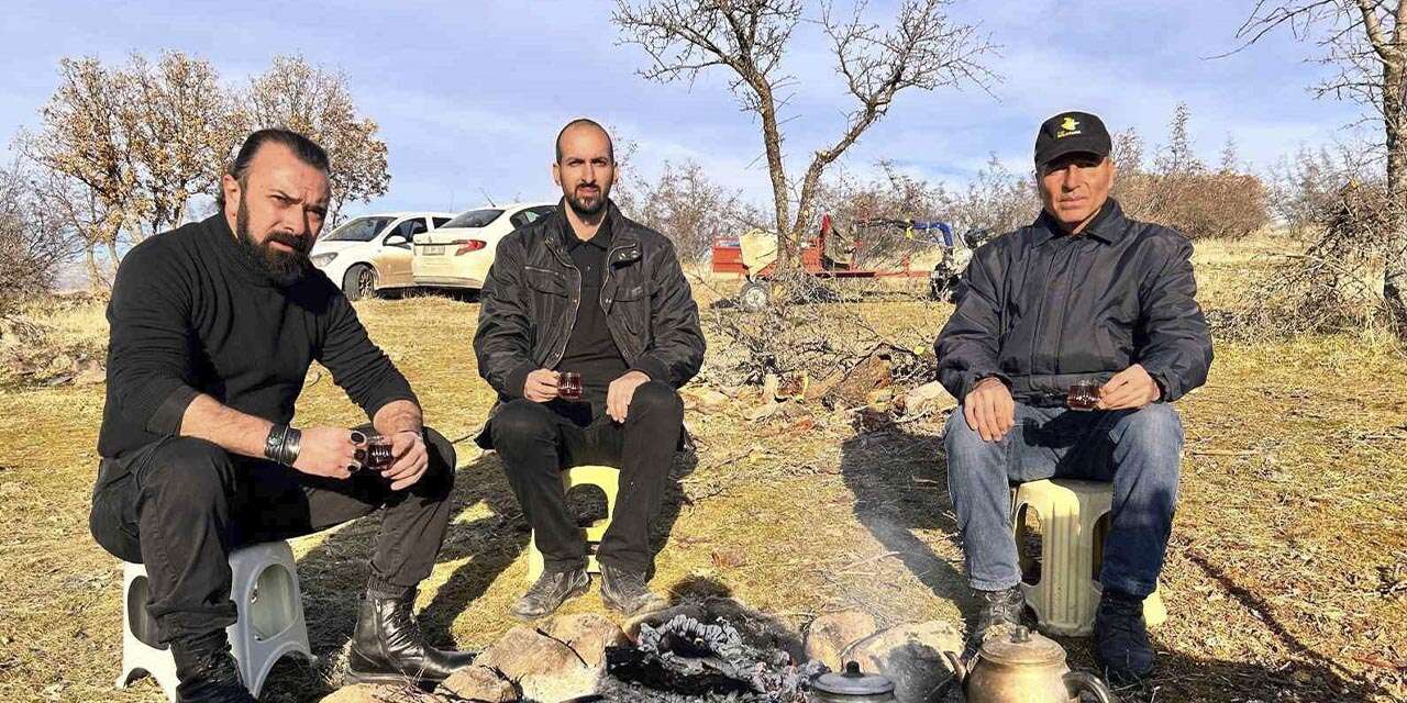 ankara-semalarinda-gizemli-cisim-iki-arkadas-o-anlari-kaydetti