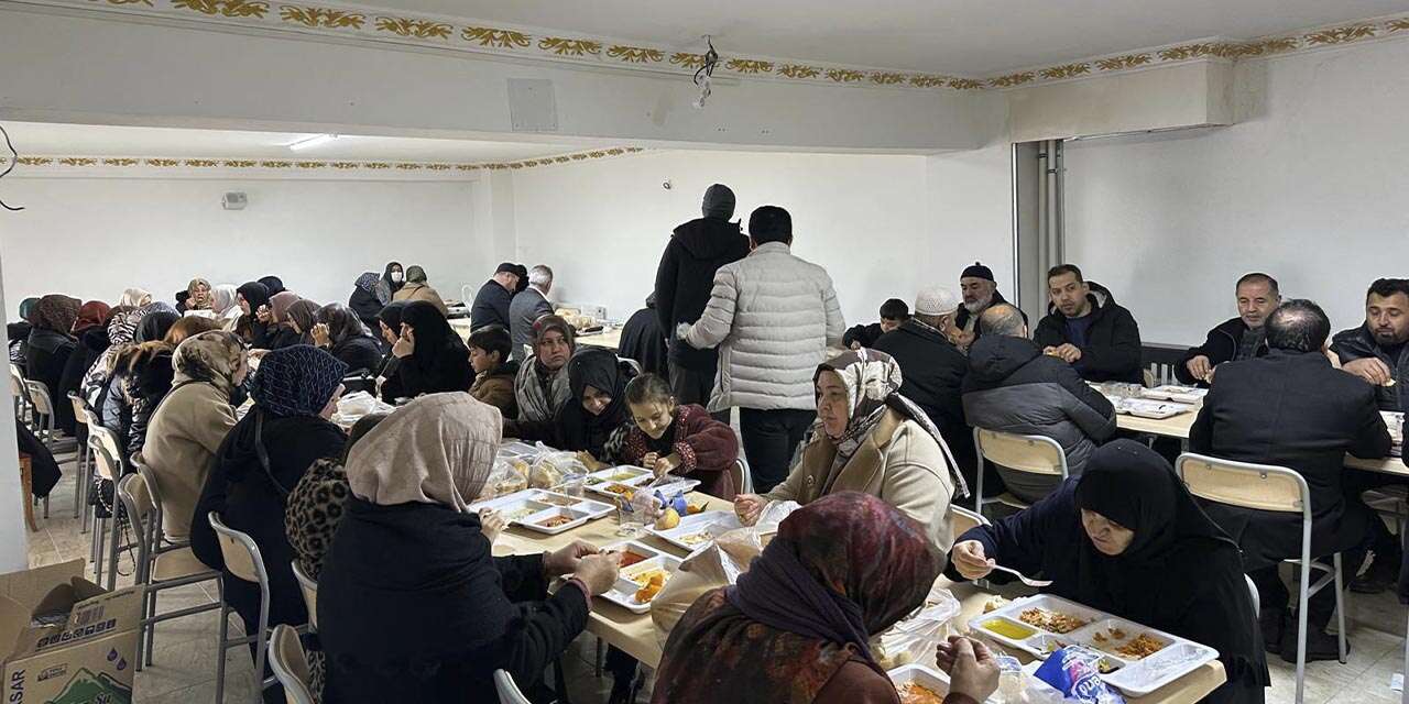 umre-yolcularina-bilgilendirme-yapildi-3