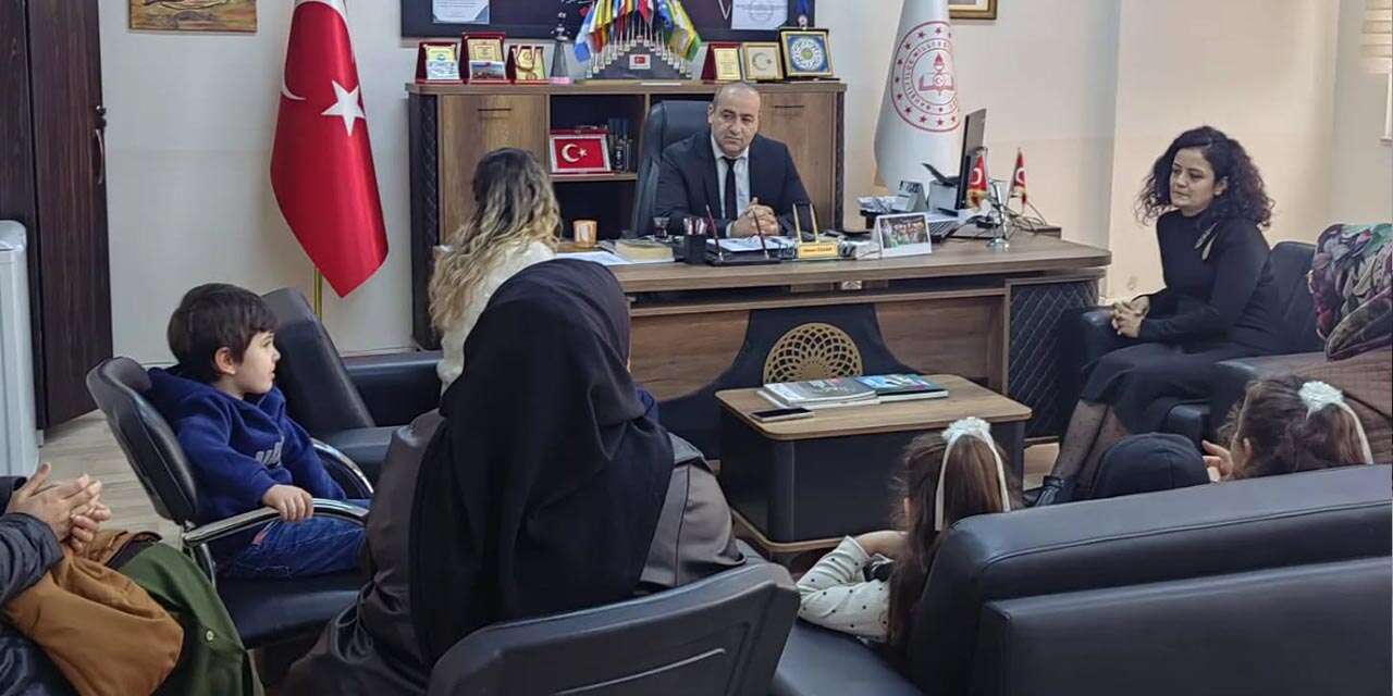 ucak-modundayim-ailemle-oyundayim2