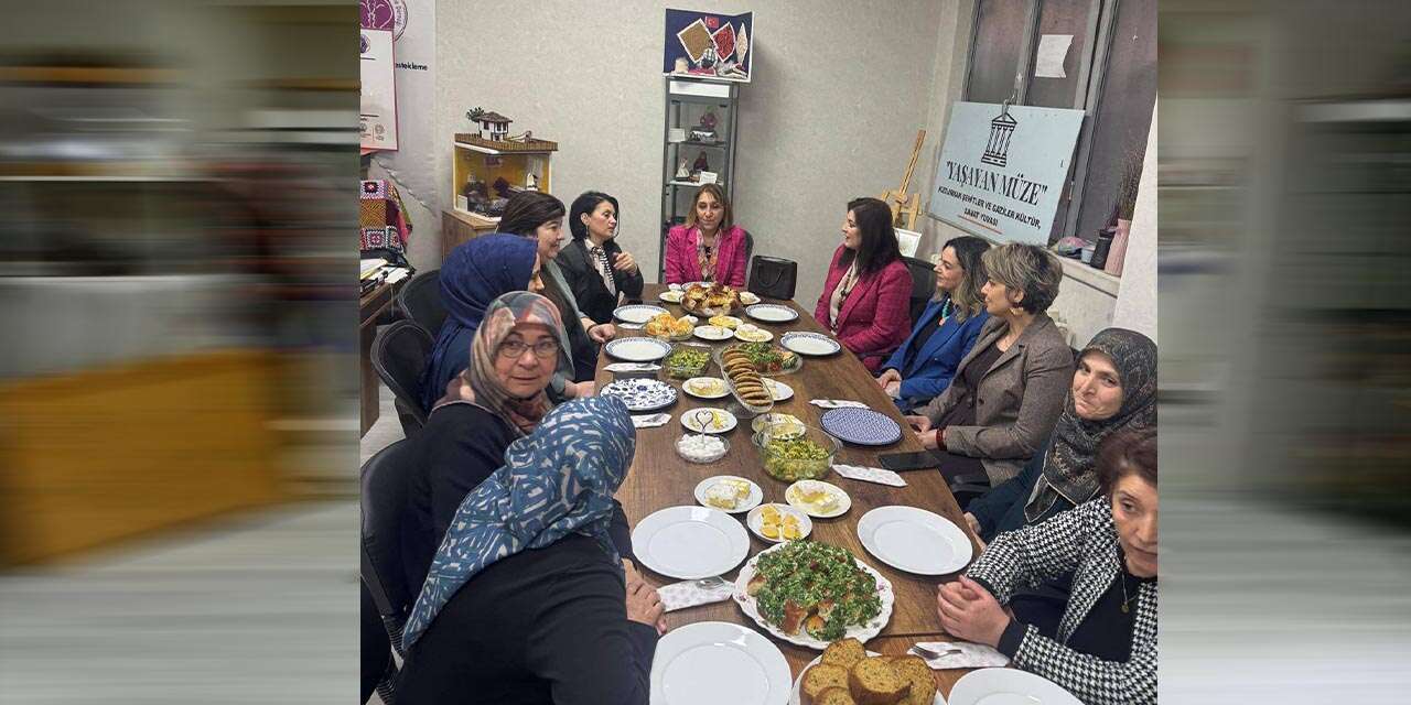 sehit-annelerinin-el-emegi-sergisi-duygulandirdi2