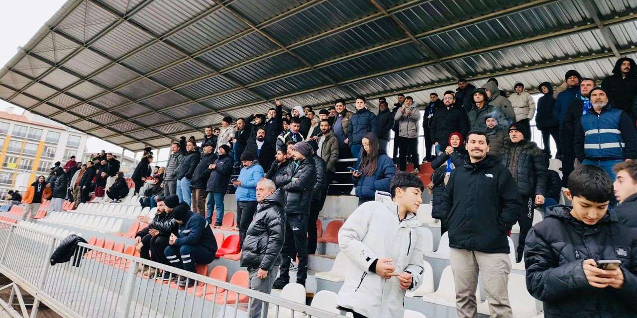 irmak-demirspor-3-puani-5-golle-aldi-3