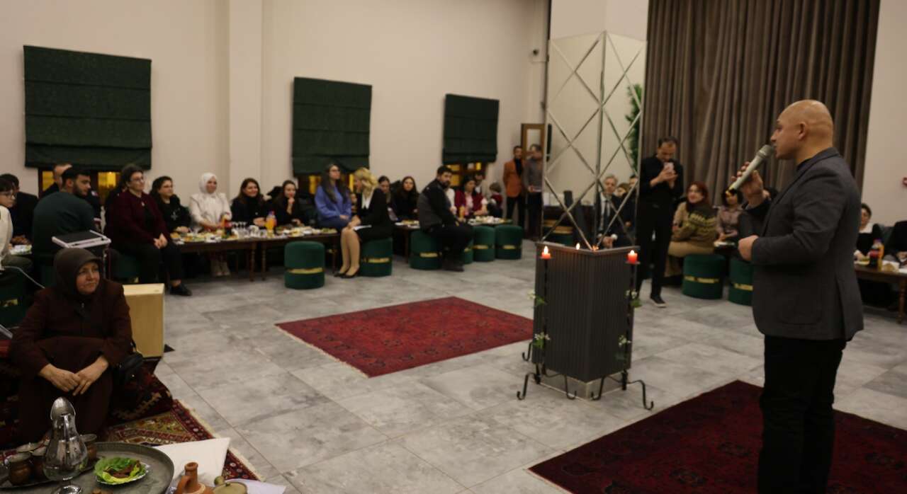 kirikkalede-turk-halk-muzigi-ruzgari-esecek