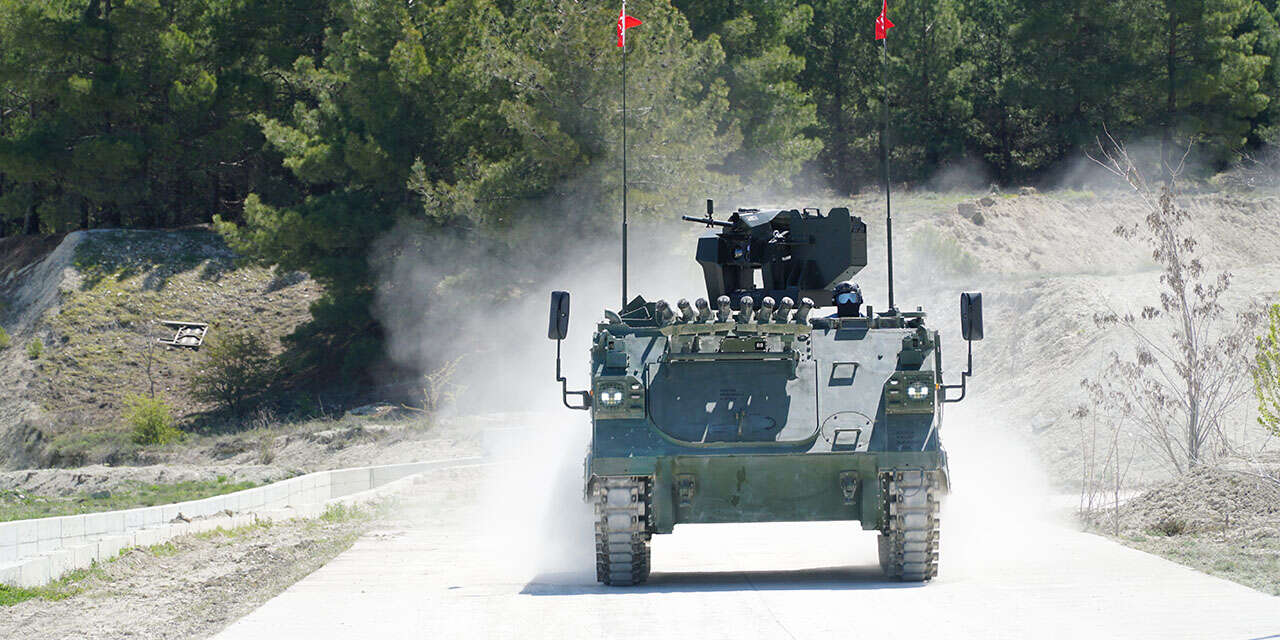 mke-turkiyenin-ilk-elektrikli-zirhli-aracini-uretti