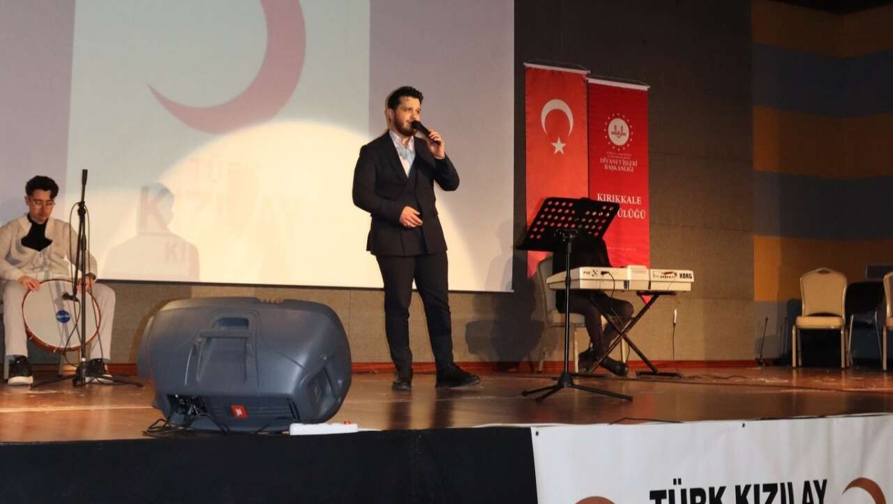 roman-cocuklar-hadis-ve-ilahilerle-gonulleri-fethetti