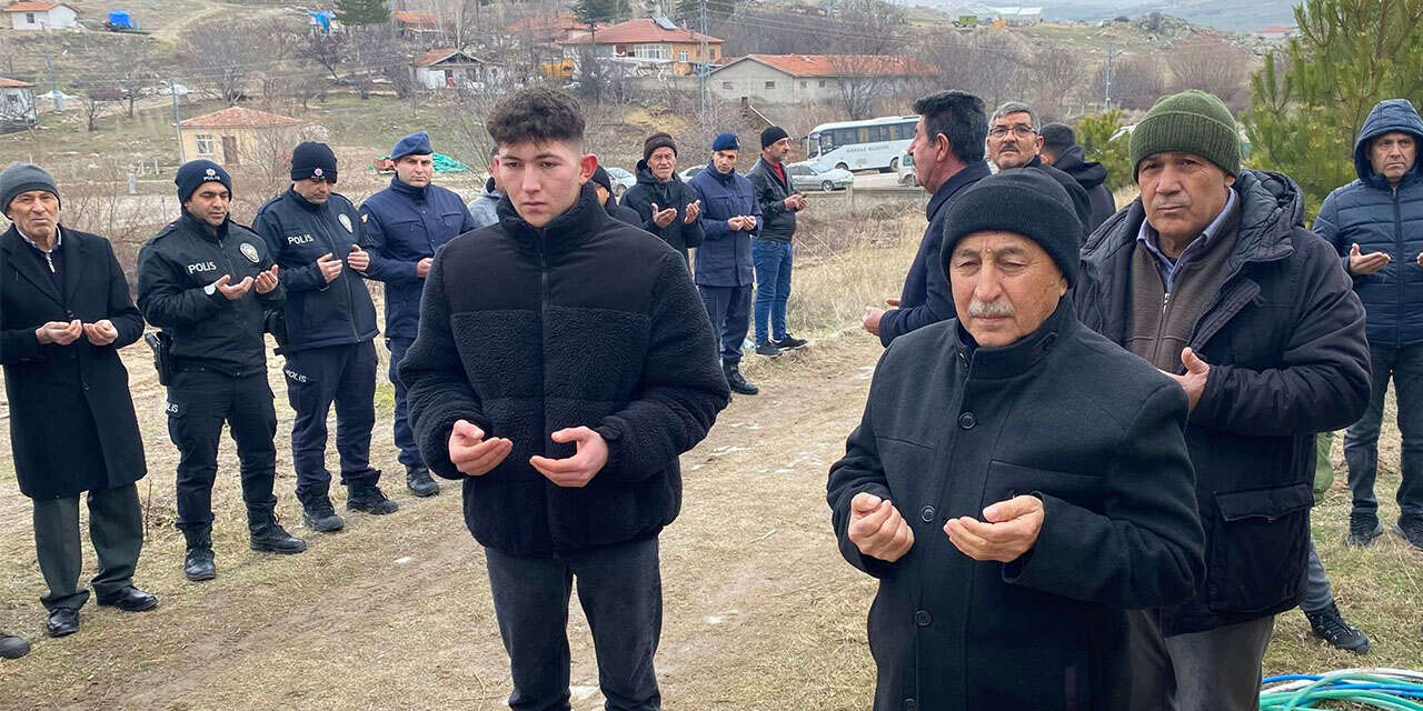 sehit-ugur-sahin-dualarla-anildi3