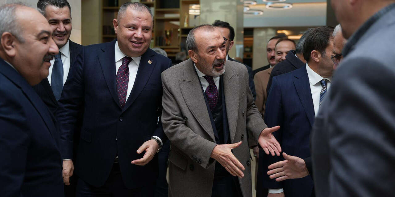 milletvekili-ozturk-hemsehrilerinin-yaninda-2