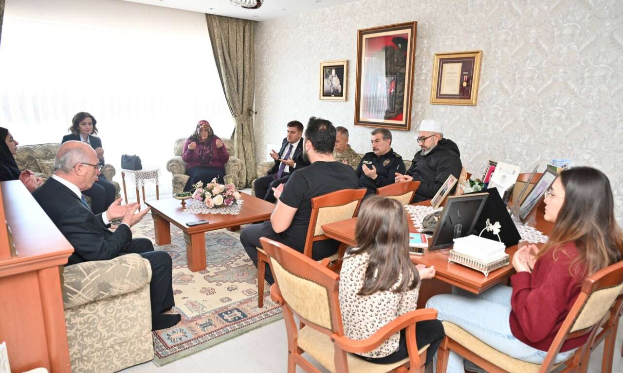 vali-sariibrahim-sizler-bizlere-emanetsiniz