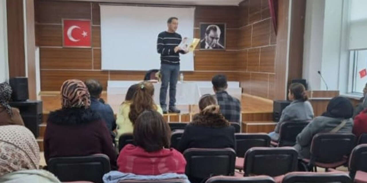 turkcenin-zenginligi-ogrencilerle-bulusuyor2