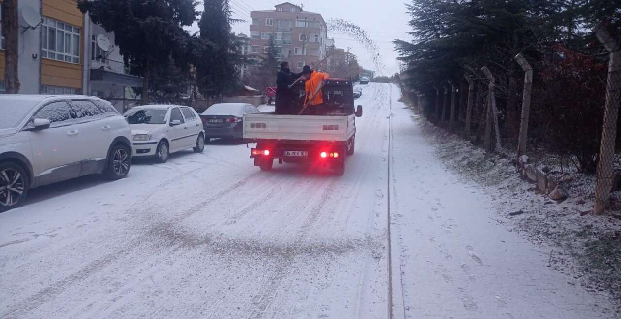 kirikkale-belediyesi-kar-mesaisind