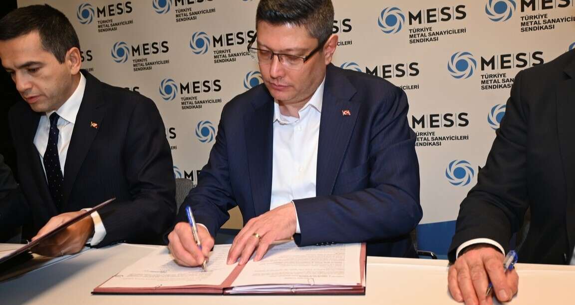 sozlesmede-zafer-turk-metalin